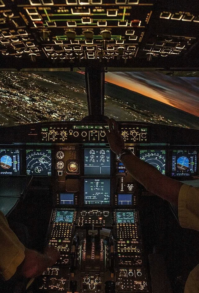 cockpit 1